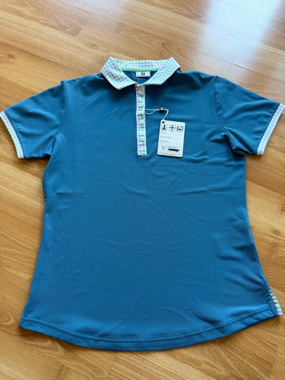 FootJoy NWT women’s golf polo with gingham / plaid trim size small in teal